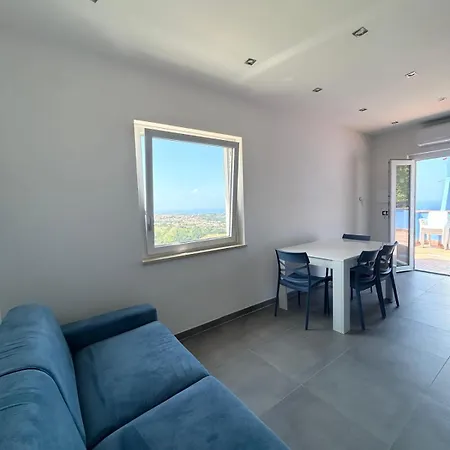 Still House Feriehus