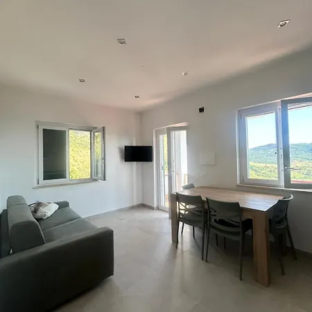 Still House San Nicola Arcella