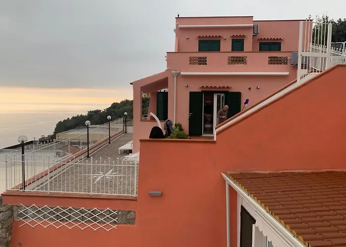 Still House San Nicola Arcella